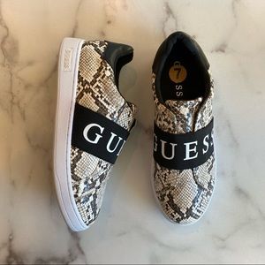 EUC GUESS Logo Faux Snakeskin Slip On Fashion Sneakers